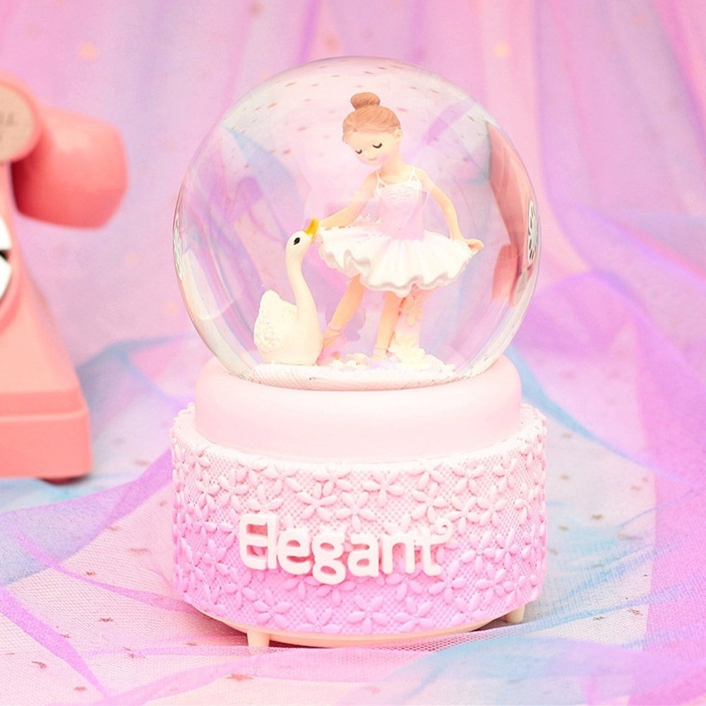 Balerin Kız Işıklı Müzikli Orta Boy Kar Küresi