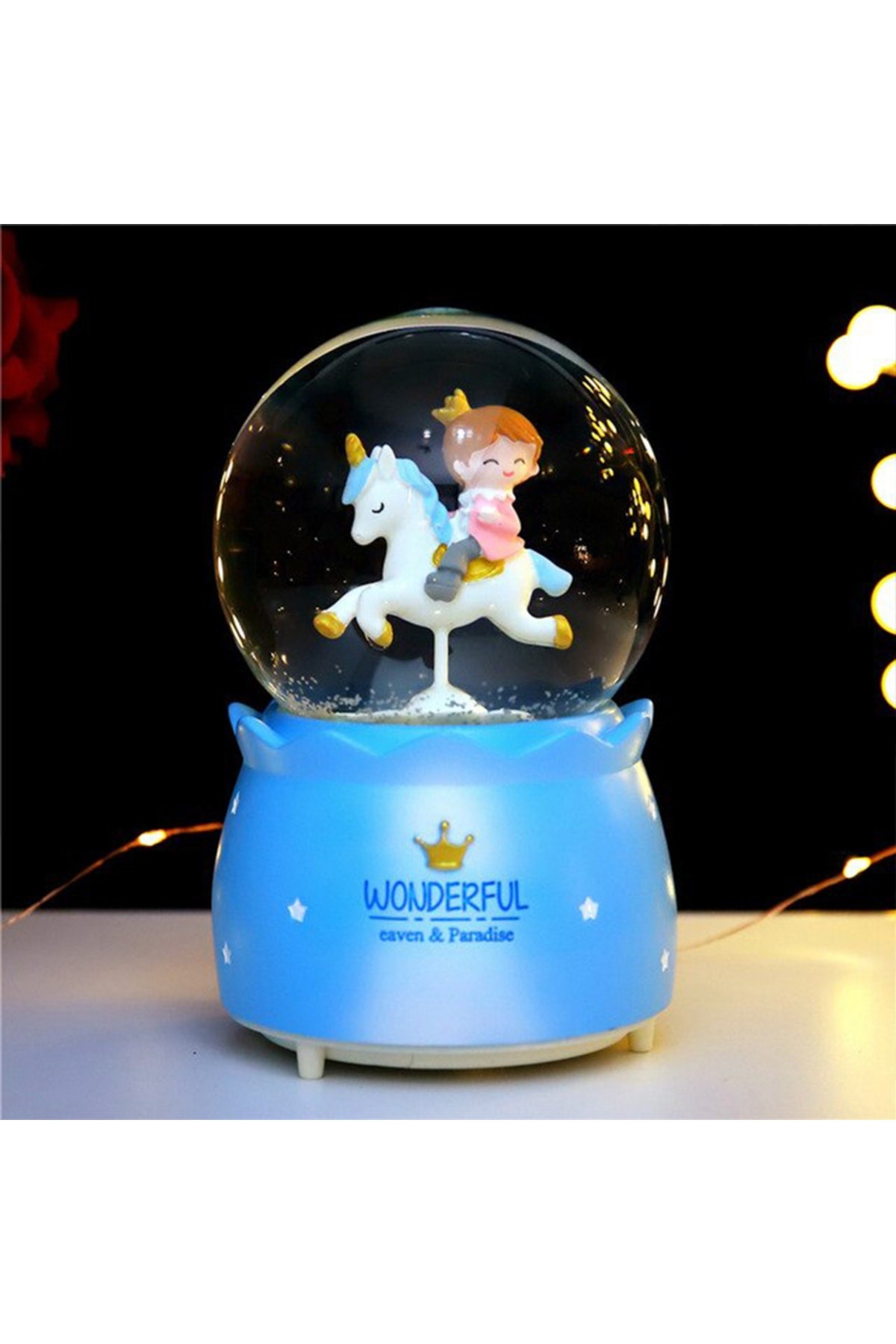 Unicorn Üzerinde Prens Işıklı Müzikli Püskürtmeli Büyük Boy Kar Küresi