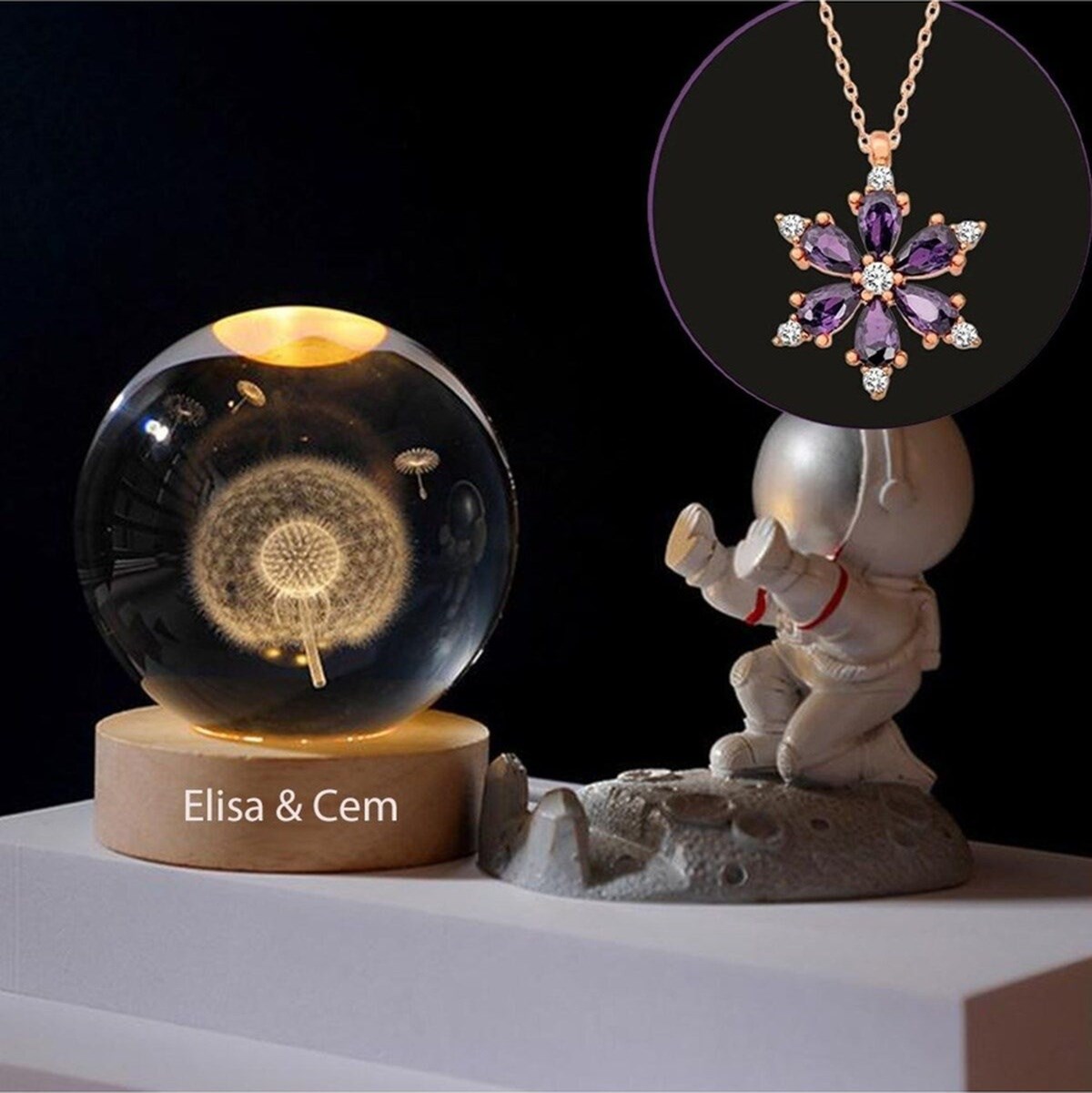 Kişiye Özel Işıklı Ahşap Kaideli Karahindiba Temalı Cam Küre 8 6cm Ve Lotus Çiçeği Kolye