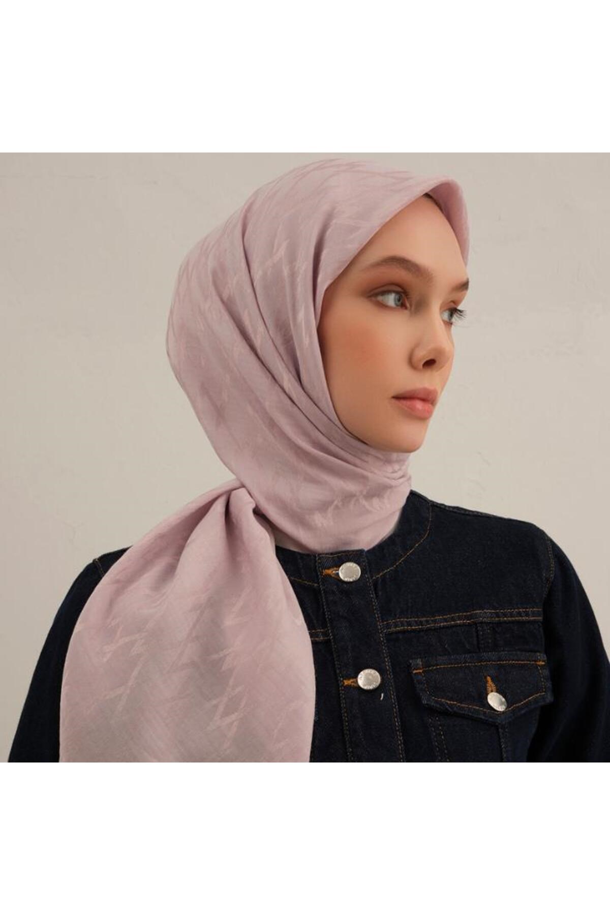 Armine E00OA0444082 43 Lyocell Eşarp 1 E00OA0444082 43 Çok Renkli Armine E00OA0444082 43 Lyocell Eşarp 1 E00OA0444082 43 Çok Renkli
