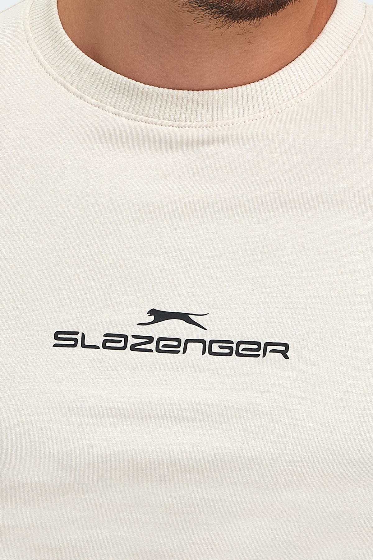 Slazenger ORTWIN Erkek Bej Sweatshirt ST23WE146 Bej Slazenger ORTWIN Erkek Bej Sweatshirt ST23WE146 Bej