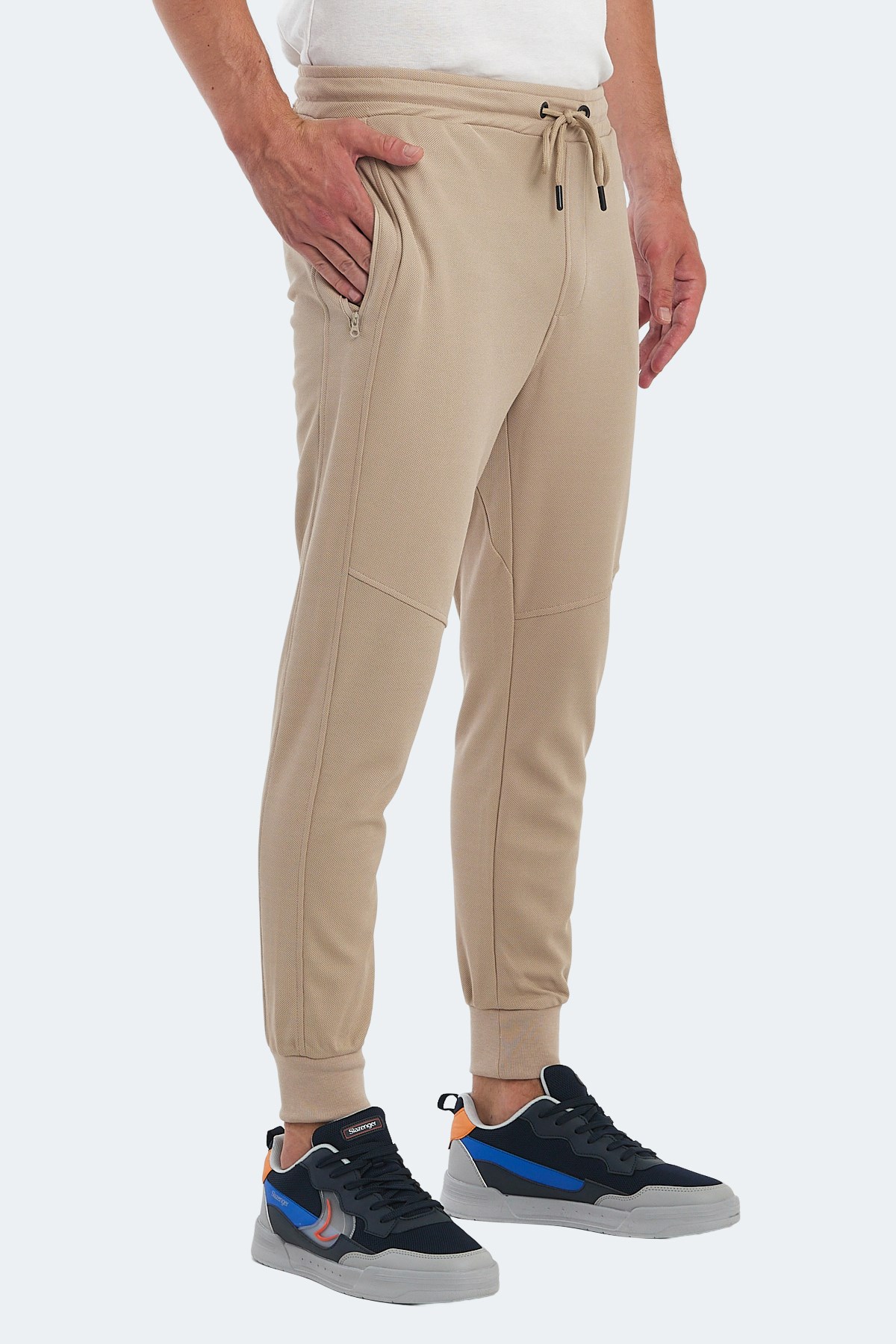 Slazenger PEARCE Erkek Fermuar Cepli Taş Gri Eşofman Altı ST22PE220 Slazenger PEARCE Erkek Fermuar Cepli Taş Gri Eşofman Altı ST22PE220