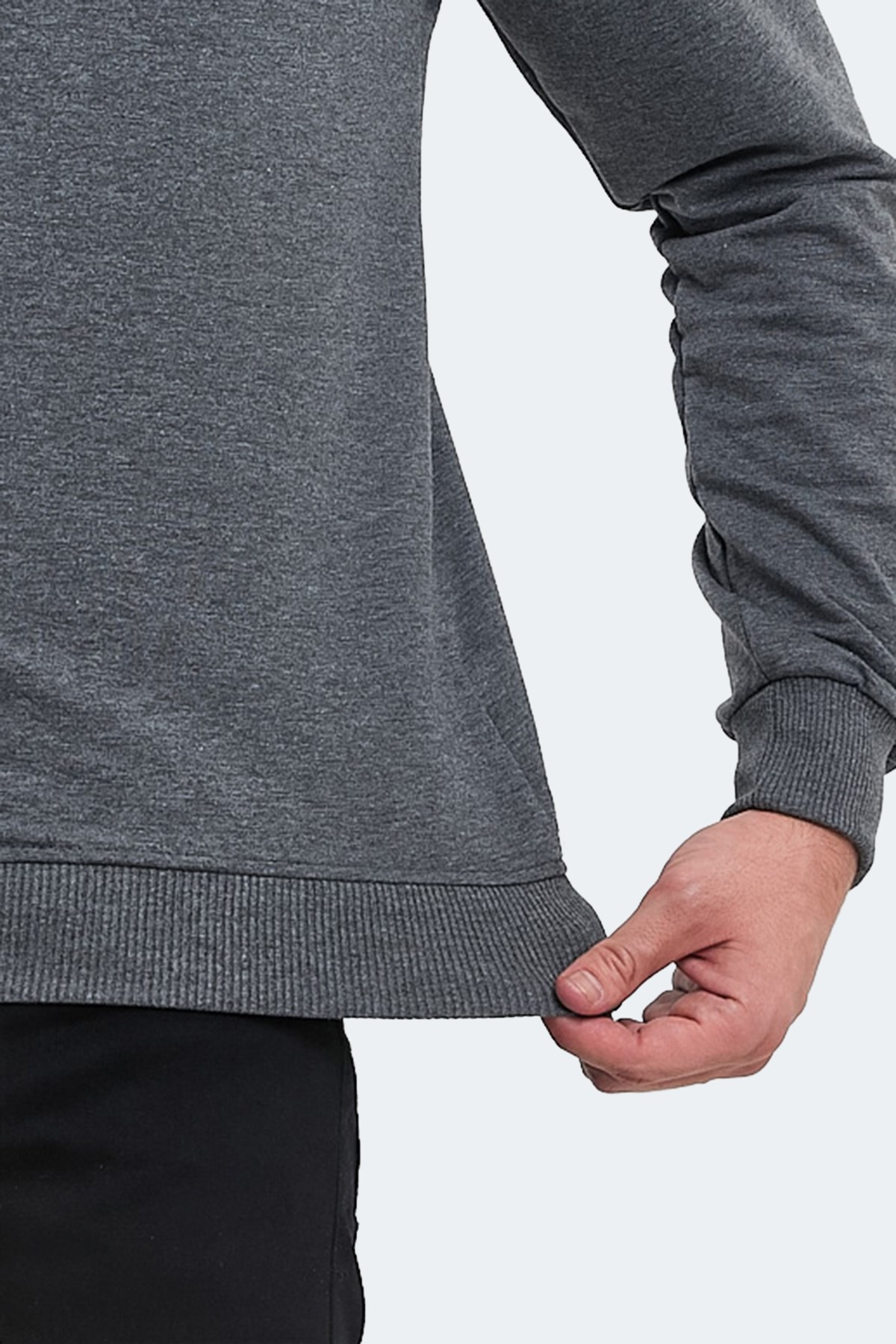 Slazenger ORTWIN Erkek  Koyu Gri Sweatshirt ST23WE146 Koyu Gri