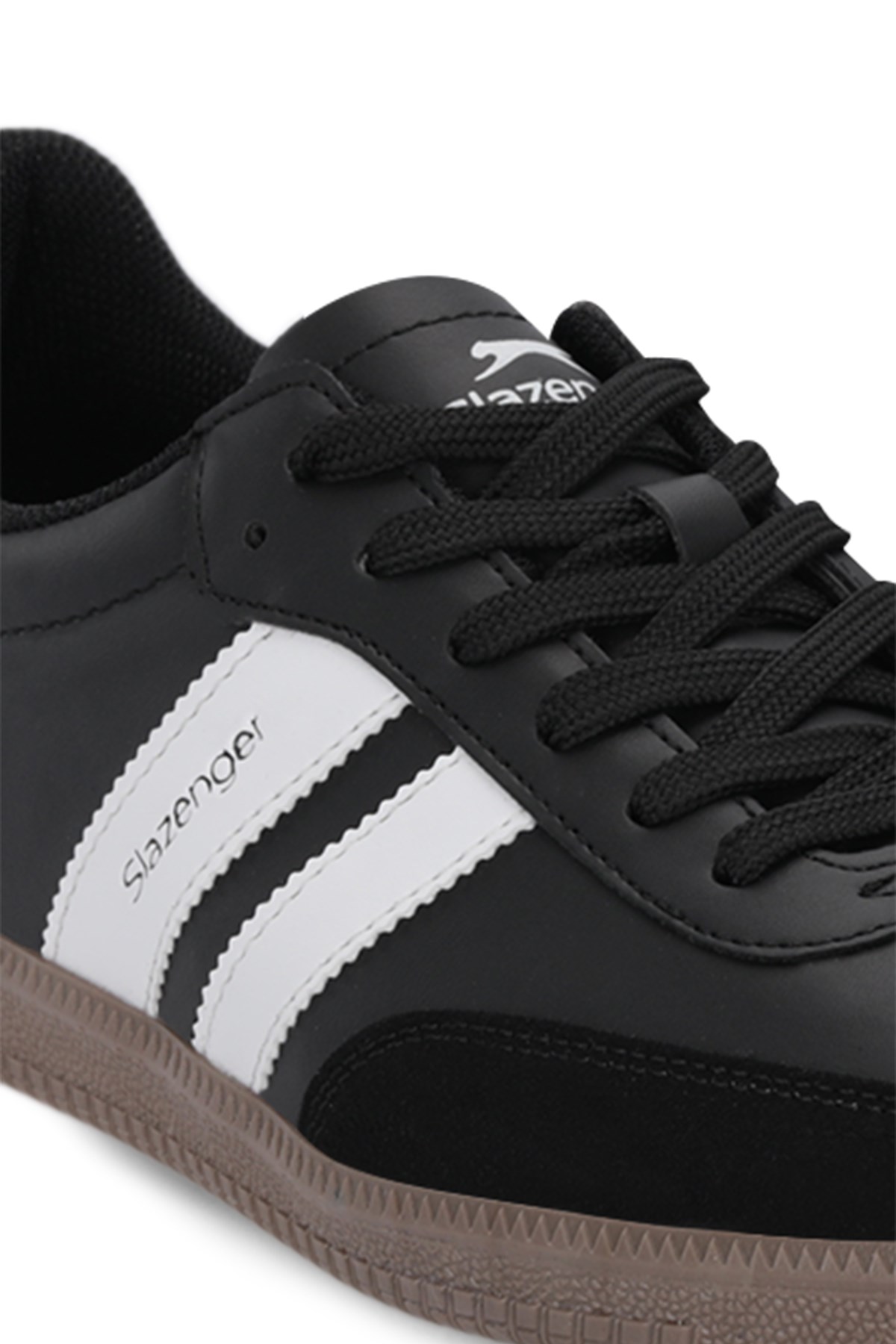 Slazenger INDIA Kadın Siyah / Beyaz Günlük Spor Ayakkabısı SA25LK039 Siyah / Beyaz Slazenger INDIA Kadın Siyah / Beyaz Günlük Spor Ayakkabısı SA25LK039 Siyah / Beyaz