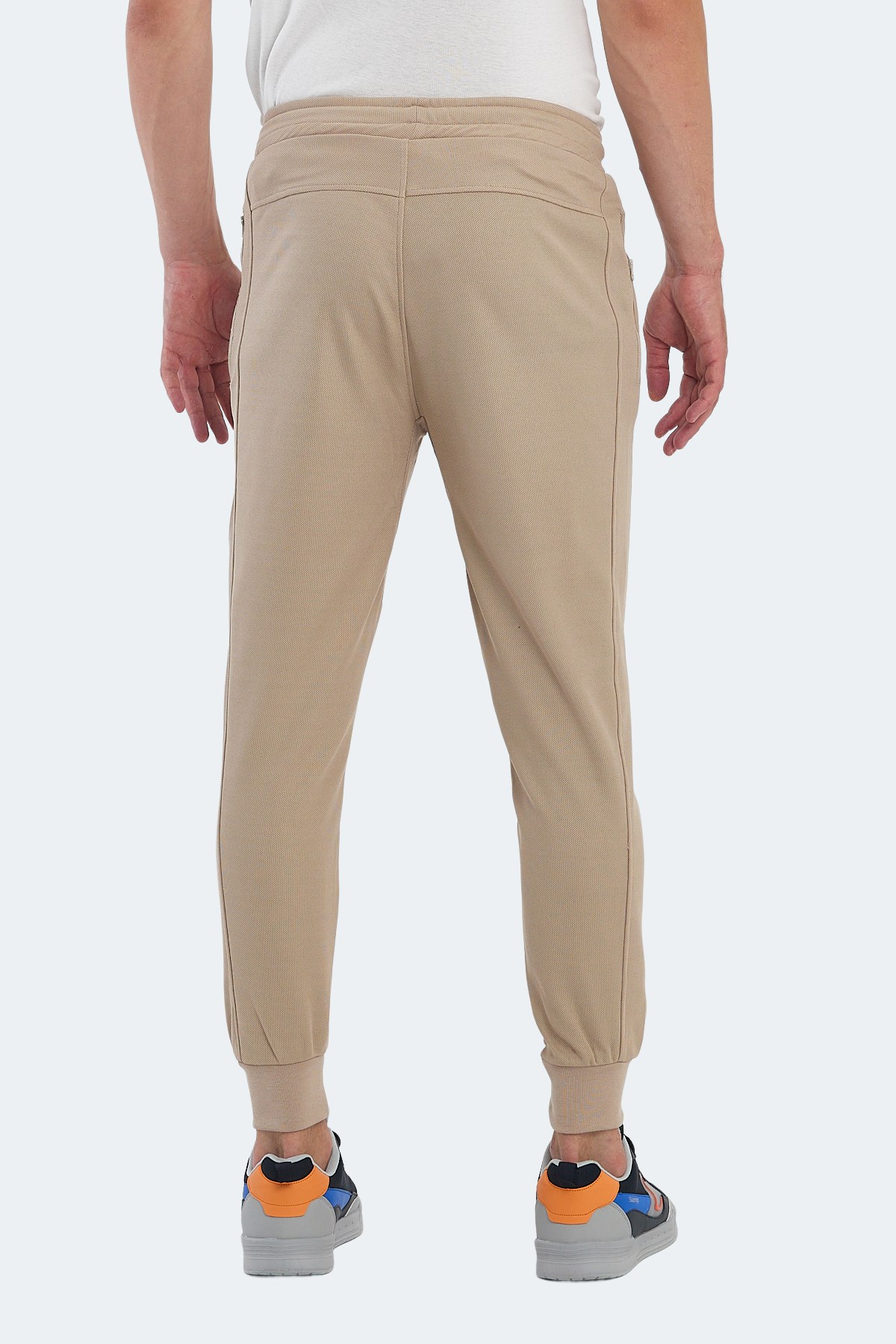 Slazenger PEARCE Erkek Fermuar Cepli Taş Gri Eşofman Altı ST22PE220 Slazenger PEARCE Erkek Fermuar Cepli Taş Gri Eşofman Altı ST22PE220