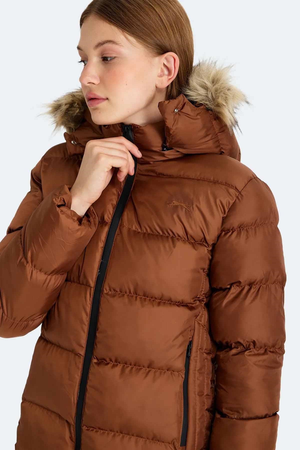 Slazenger GUEST Kadın Kapüşonlu Şişme Taba Mont & Kaban ST23JK020 Slazenger GUEST Kadın Kapüşonlu Şişme Taba Mont & Kaban ST23JK020