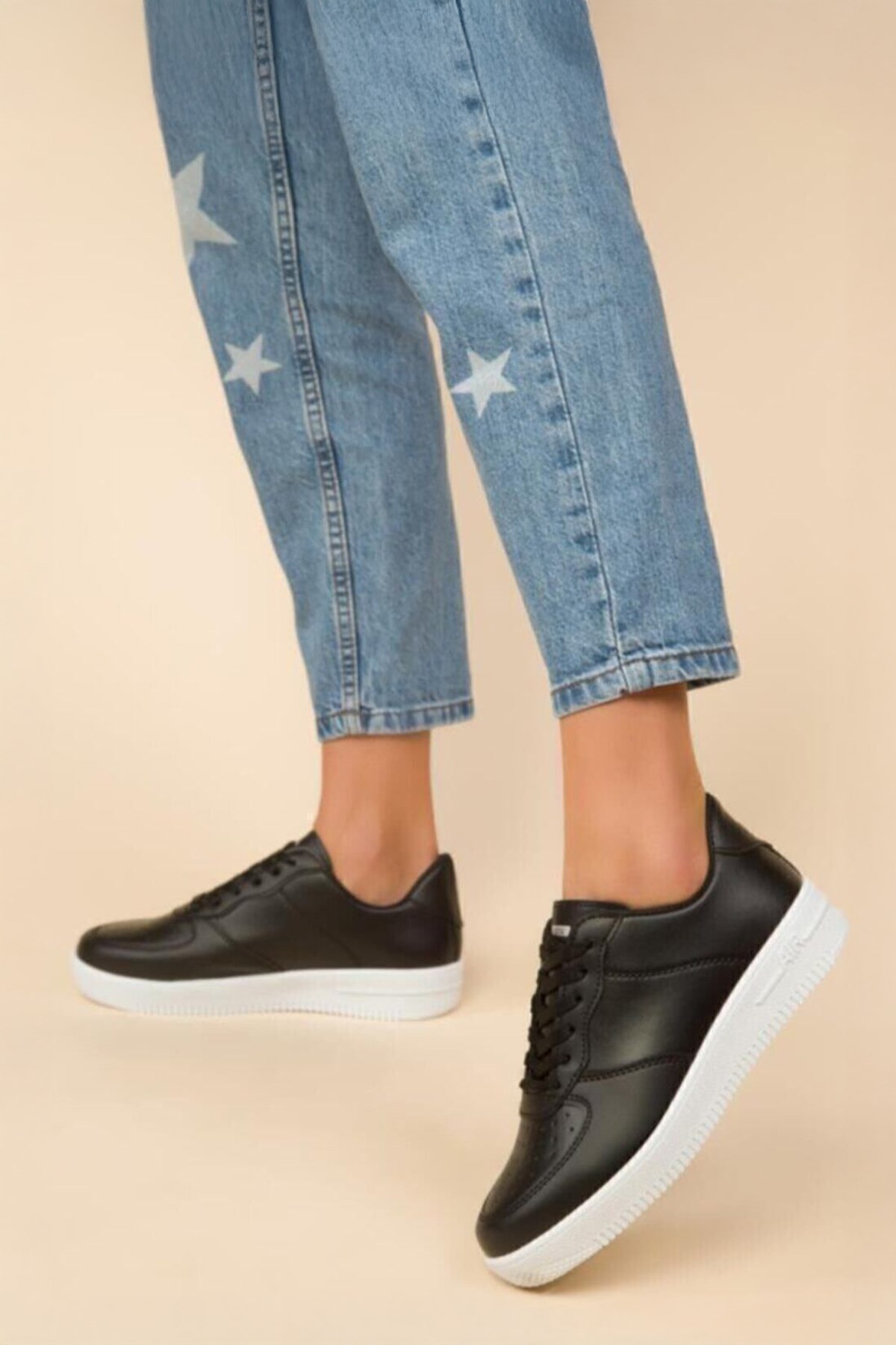 İncim Siyah/Beyaz Lifestyle Unisex Spor Ayakkabı Günlük Sneaker AİRFORCE İncim Siyah/Beyaz Lifestyle Unisex Spor Ayakkabı Günlük Sneaker AİRFORCE