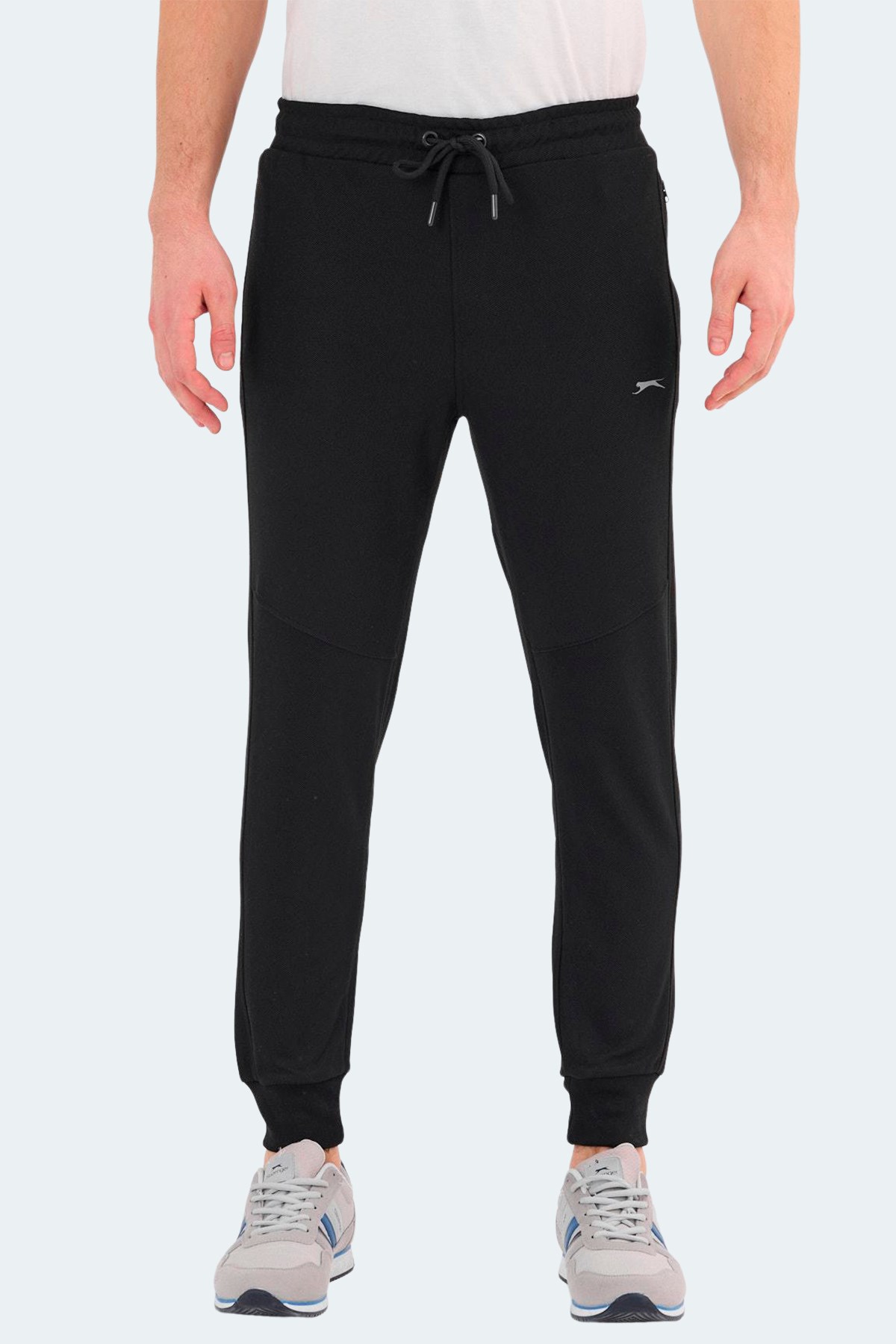 Slazenger PEARCE Erkek Fermuar Cepli Siyah Eşofman Altı ST22PE220 Slazenger PEARCE Erkek Fermuar Cepli Siyah Eşofman Altı ST22PE220