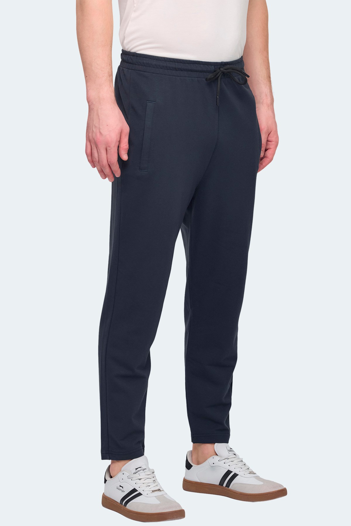 Slazenger JERRY NRM Erkek Eşofman Altı Lacivert ST15PE074 Lacivert Slazenger JERRY NRM Erkek Eşofman Altı Lacivert ST15PE074 Lacivert