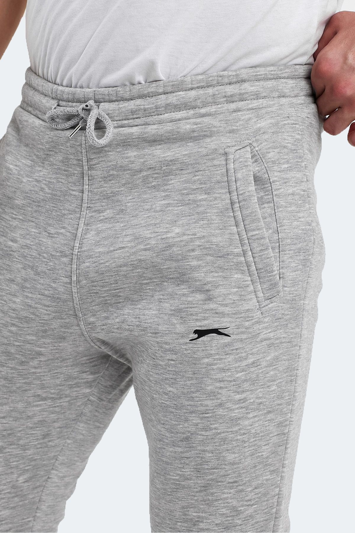 Slazenger Keone Erkek Eşofman Altı Gri ST22PE014 Slazenger Keone Erkek Eşofman Altı Gri ST22PE014