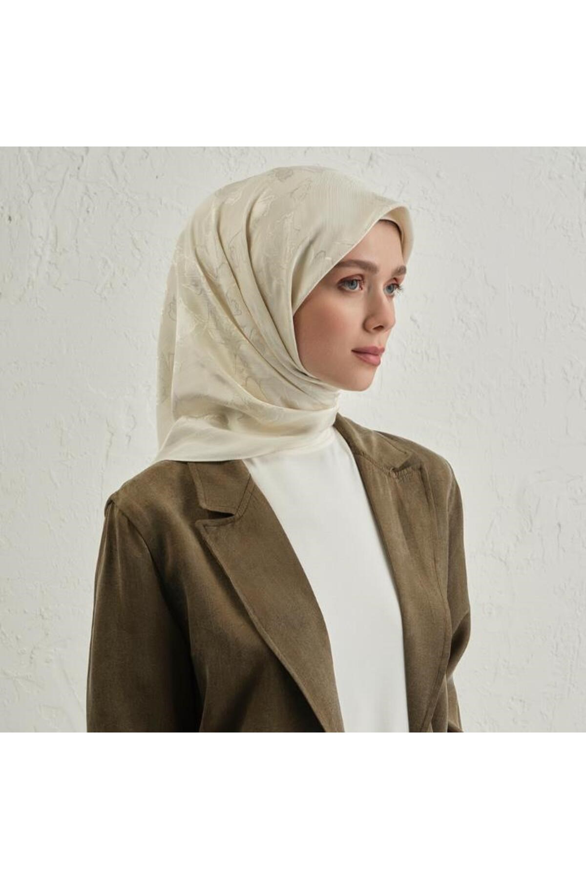 Armine E00OA0444093 06 Floş Pamuk Eşarp 2 E00OA0444093 06 Çok Renkli
