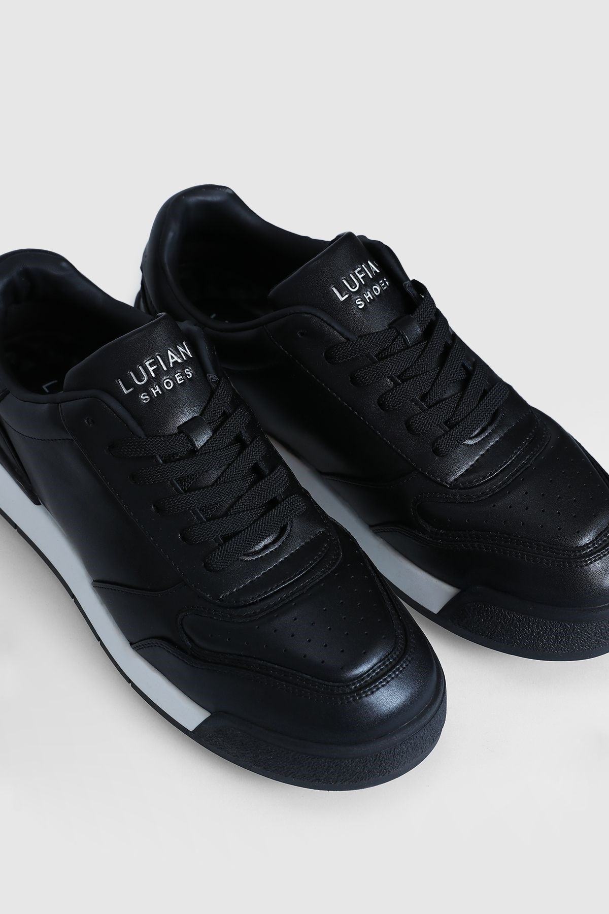 Hakiki Deri Bağcıklı Erkek Sneaker Ayakkabı Lufian Noah Siyah-Beyaz Sneaker Hakiki Deri Bağcıklı Erkek Sneaker Ayakkabı Lufian Noah Siyah-Beyaz Sneaker