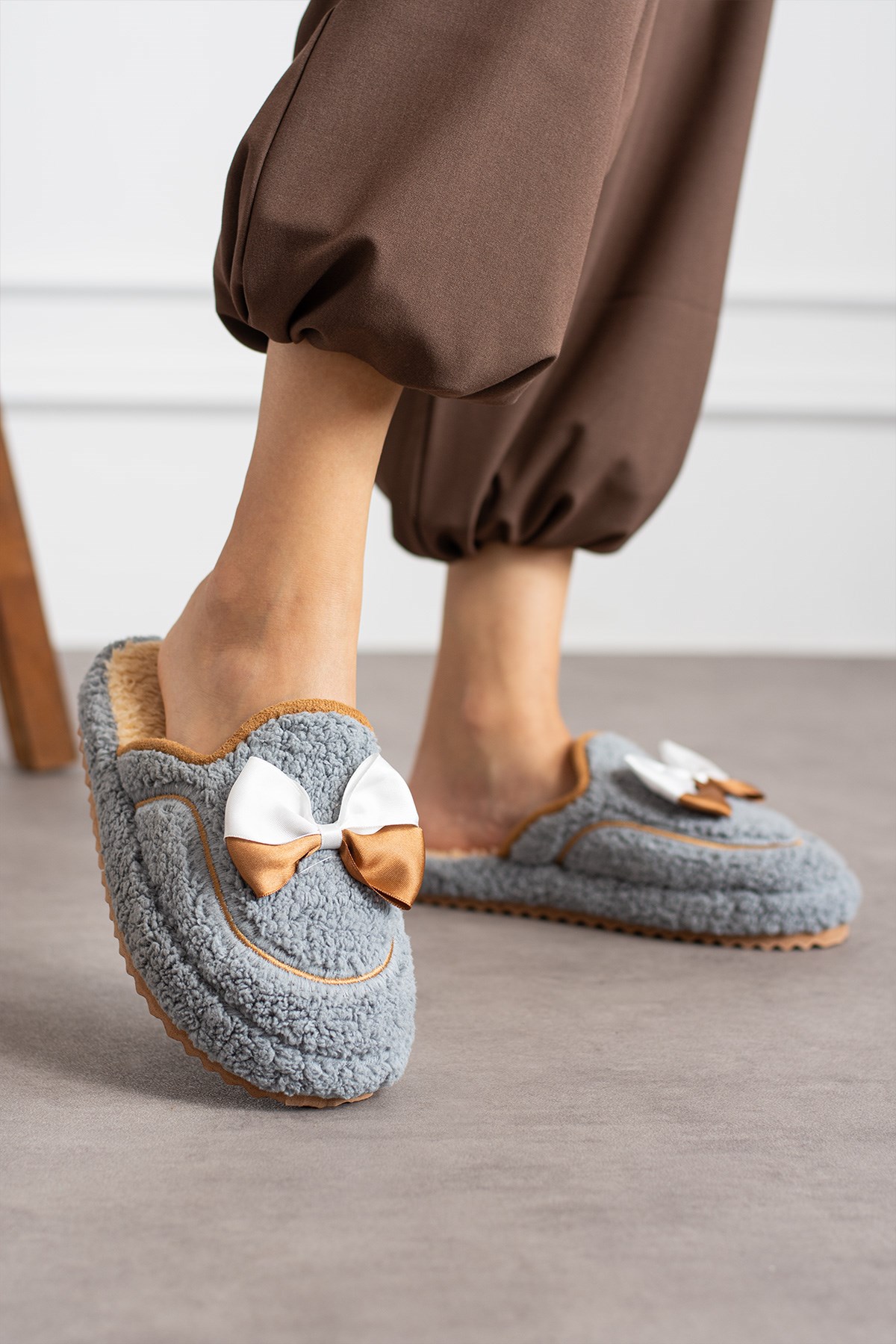 İncim Comfy Gri Kadın Panduf Ev Terliği Rahat Kışlık Hediyelik Çeyizlik Misafir Terliği İncim Comfy Gri Kadın Panduf Ev Terliği Rahat Kışlık Hediyelik Çeyizlik Misafir Terliği