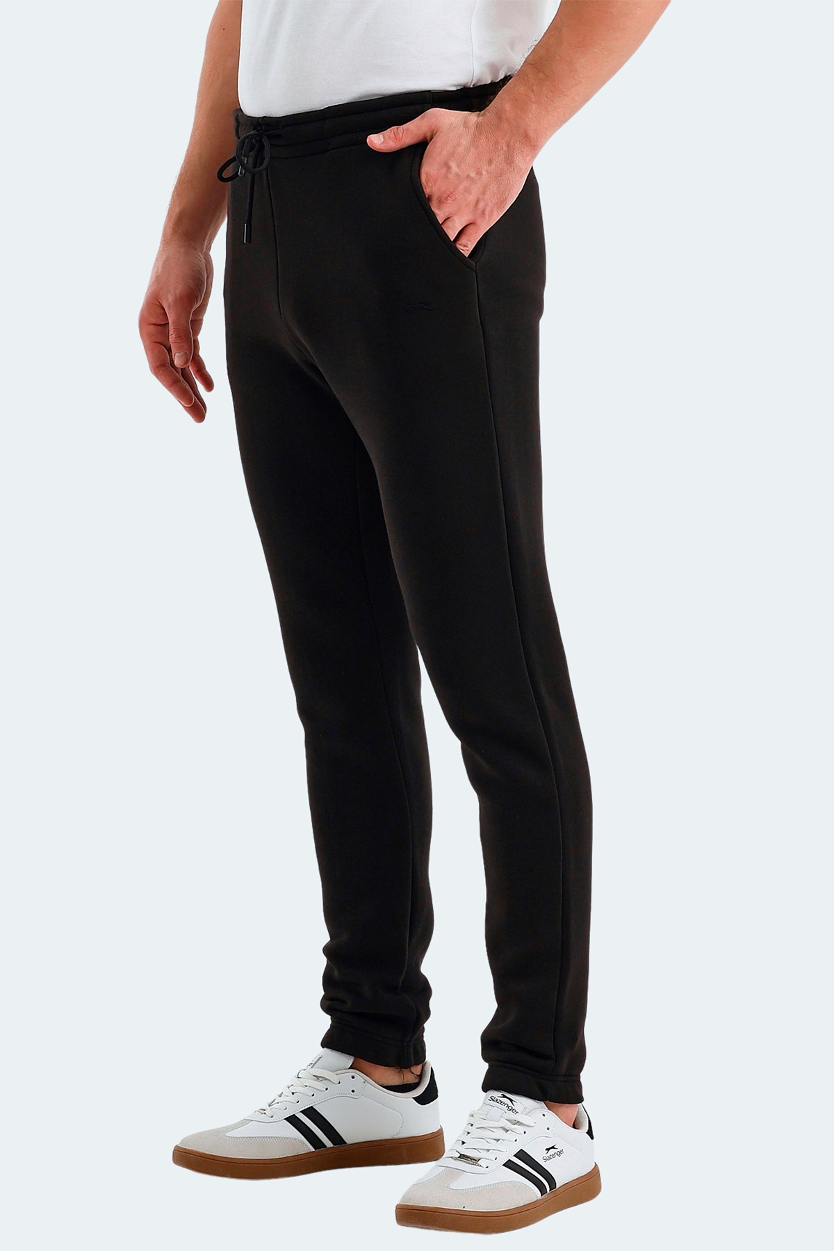 Slazenger VARIOUS Erkek Cepli Dar Paça Siyah Eşofman Altı ST24PE045