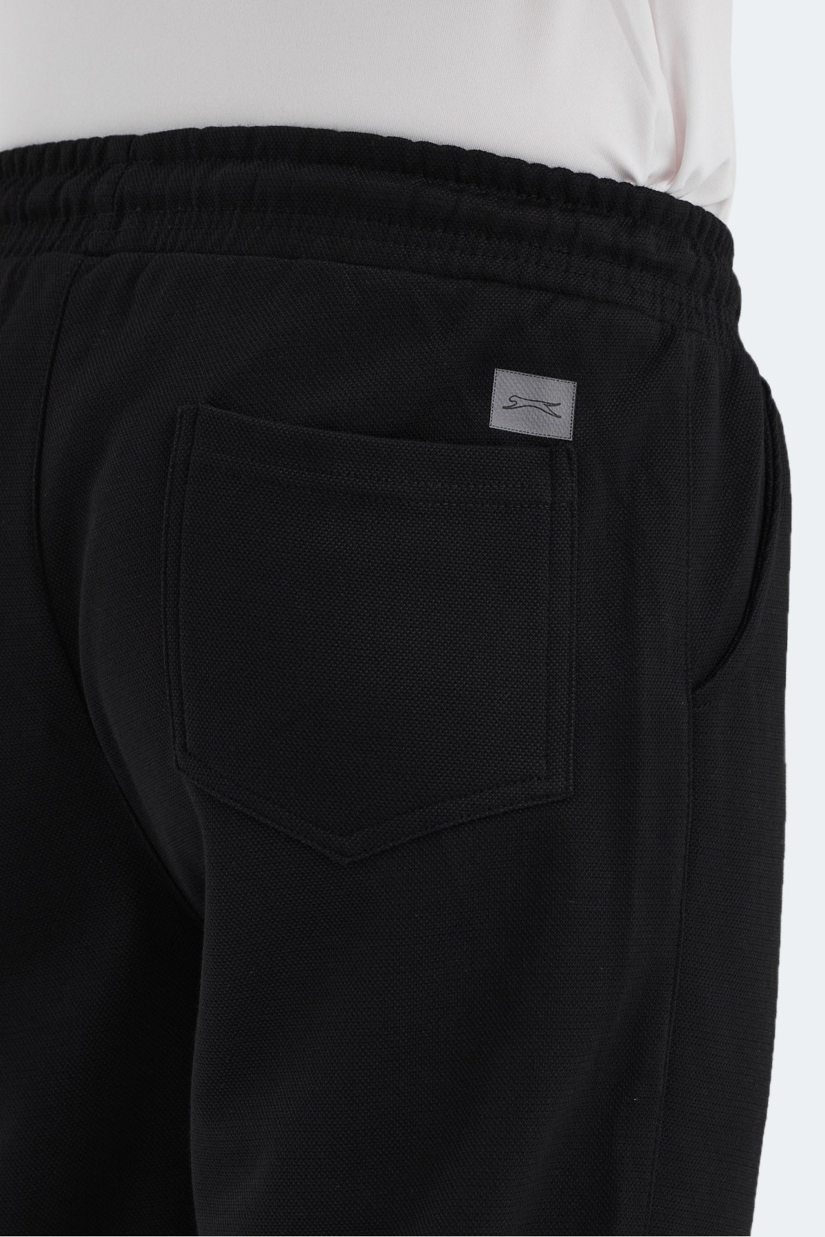 Slazenger NADICA Erkek Cepli Siyah Eşofman Altı ST24PE027 Siyah Slazenger NADICA Erkek Cepli Siyah Eşofman Altı ST24PE027 Siyah