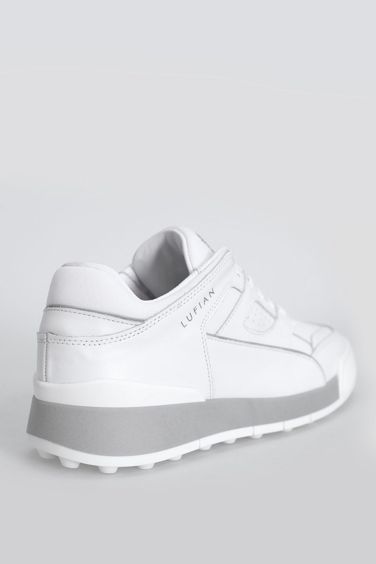 Hakiki Deri Bağcıklı Peter Model Günlük Sneaker Beyaz Ayakkabı Hakiki Deri Bağcıklı Peter Model Günlük Sneaker Beyaz Ayakkabı