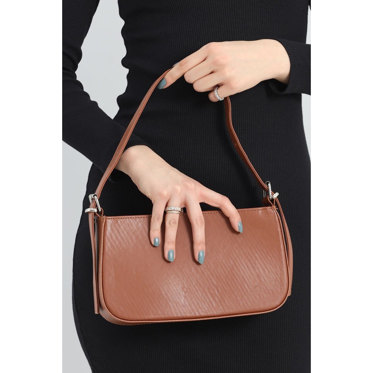 İncim Taba Minimalist Baget Kadın Omuz ve El Çantası Armine 3013