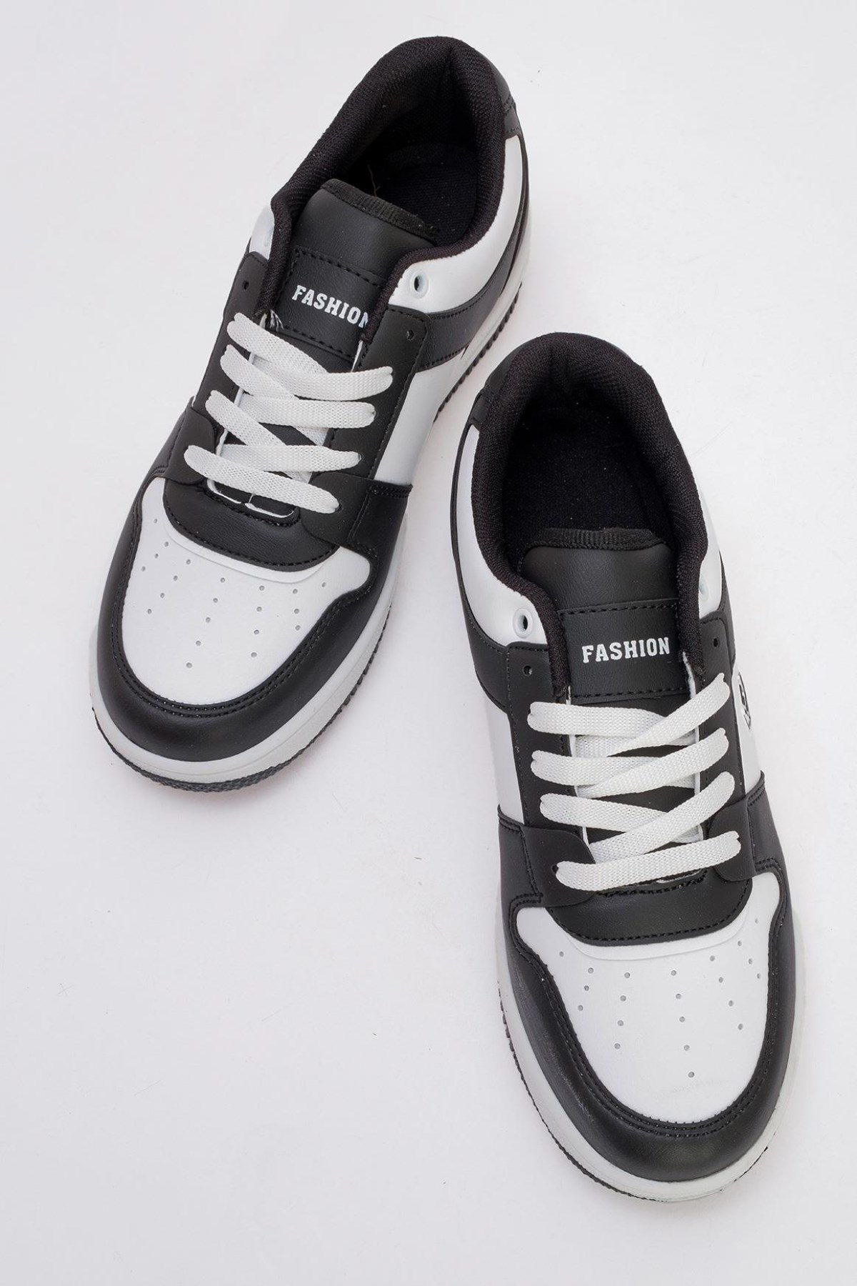İncim Siyah/Beyaz Kadın Spor Ayakkabı Günlük Sneaker Lambırlent 2100 İncim Siyah/Beyaz Kadın Spor Ayakkabı Günlük Sneaker Lambırlent 2100