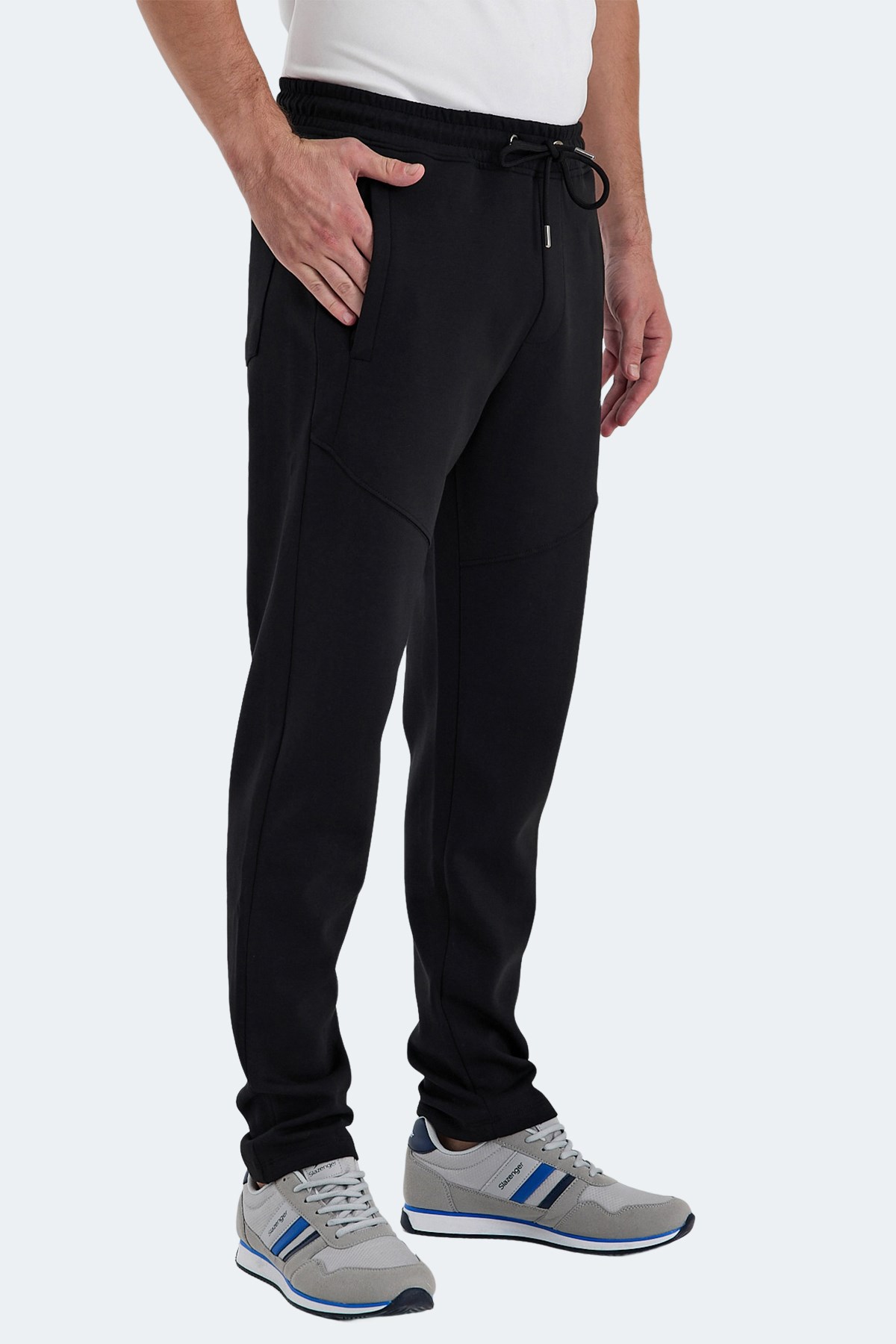 Slazenger VARIABLE Erkek Cepli Siyah Eşofman Altı ST24PE042 Siyah Slazenger VARIABLE Erkek Cepli Siyah Eşofman Altı ST24PE042 Siyah