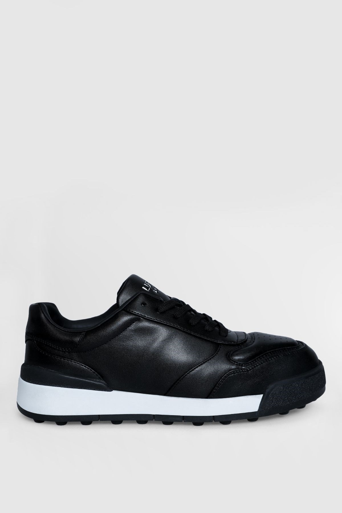 Hakiki Deri Bağcıklı Erkek Sneaker Ayakkabı Lufian Noah Siyah-Beyaz Sneaker Hakiki Deri Bağcıklı Erkek Sneaker Ayakkabı Lufian Noah Siyah-Beyaz Sneaker