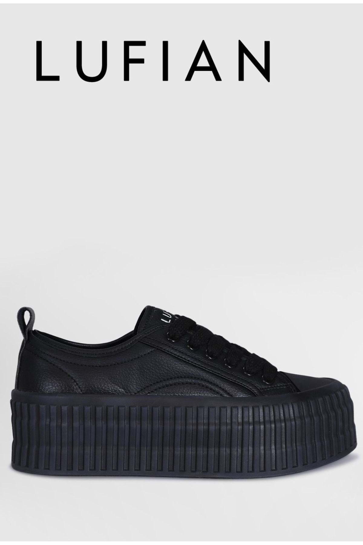 Hakiki Deri Bağcıklı Unisex Sneaker Ayakkabı Siyah Sneaker Hakiki Deri Bağcıklı Unisex Sneaker Ayakkabı Siyah Sneaker