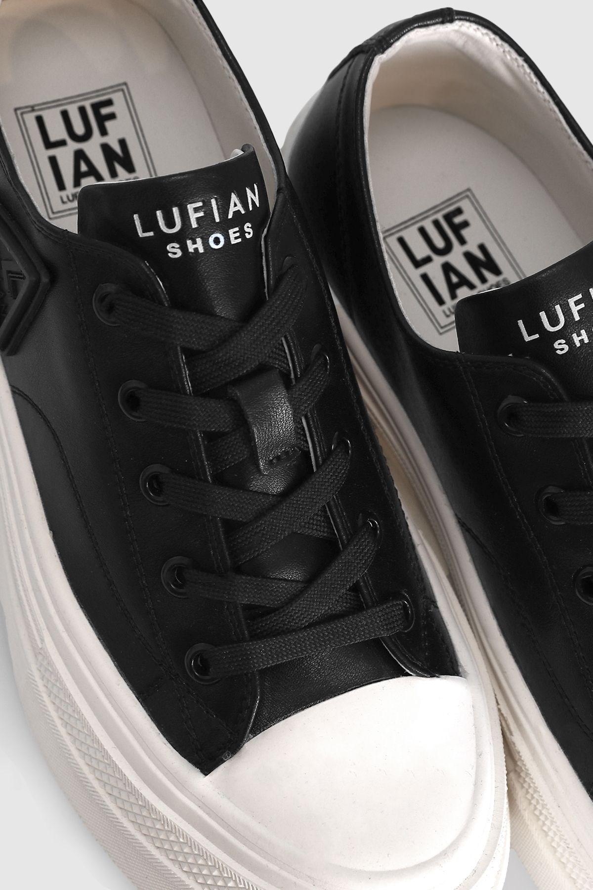 Hakiki Deri Bağcıklı Perla Siyah Günlük Kadın Sneaker Siyah Ayakkabı