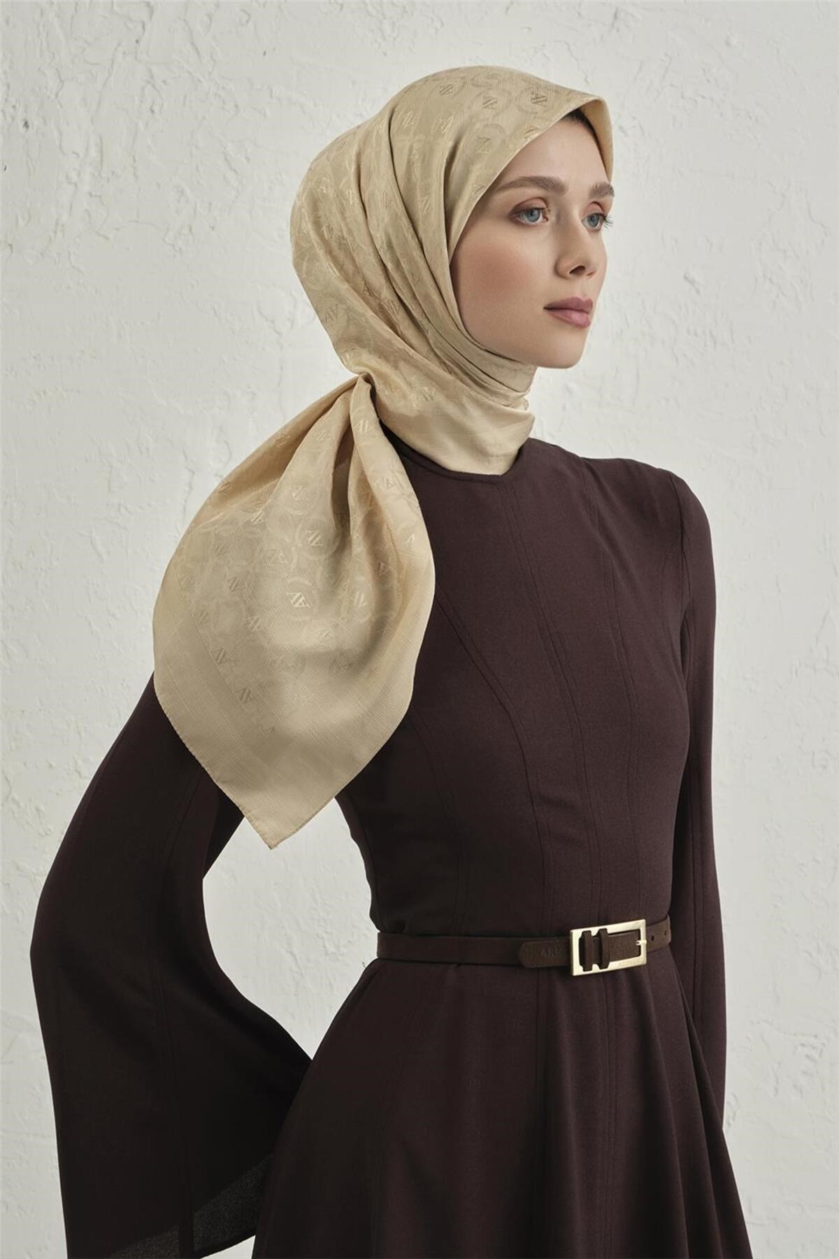 Armine Floş Pamuk Eşarp 1 (%33 Pamuk %67 Floş) 63 S00OA0444444 63 Çok Renkli