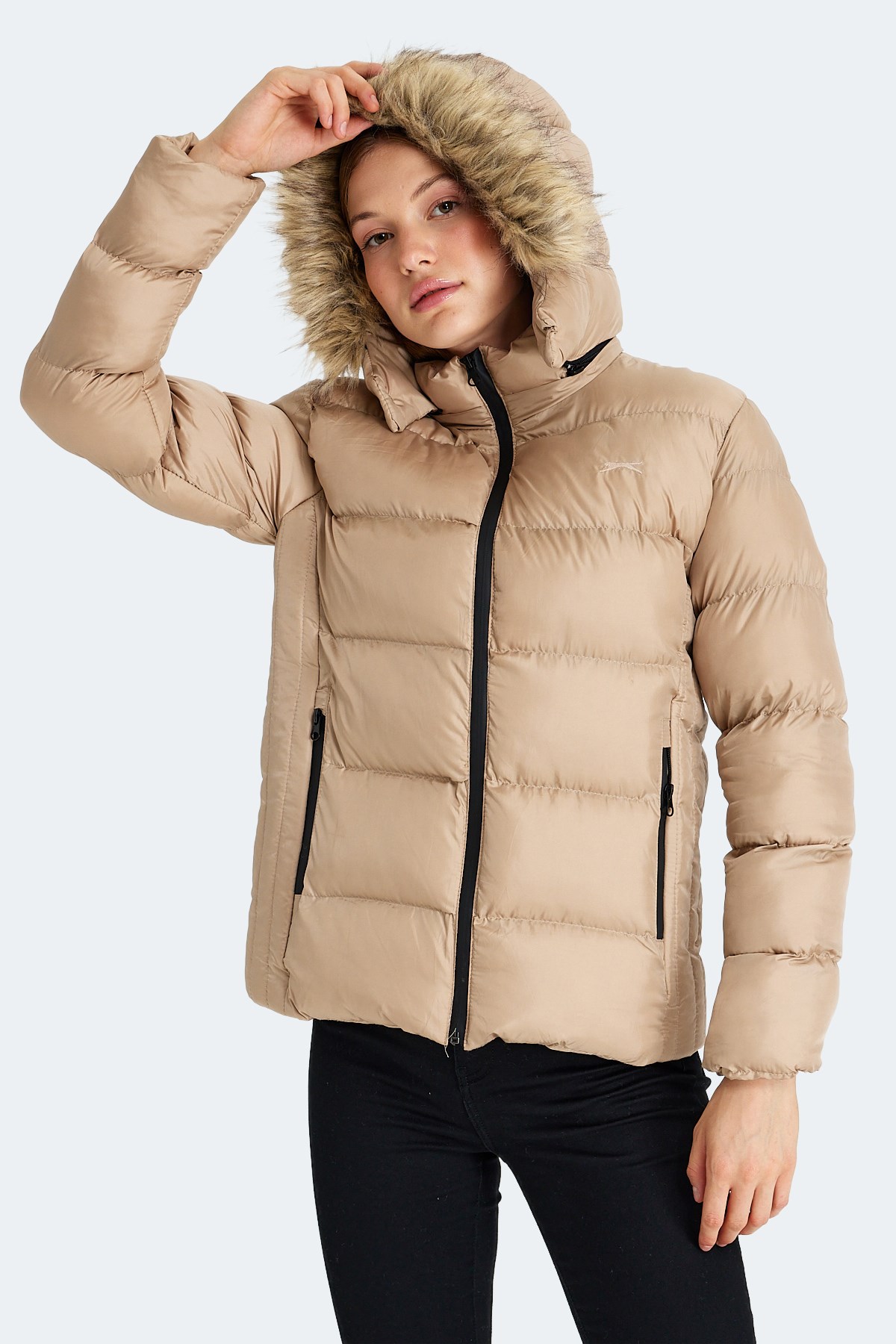 Slazenger GUEST Kadın Kapüşonlu Şişme Vizon Mont & Kaban ST23JK020