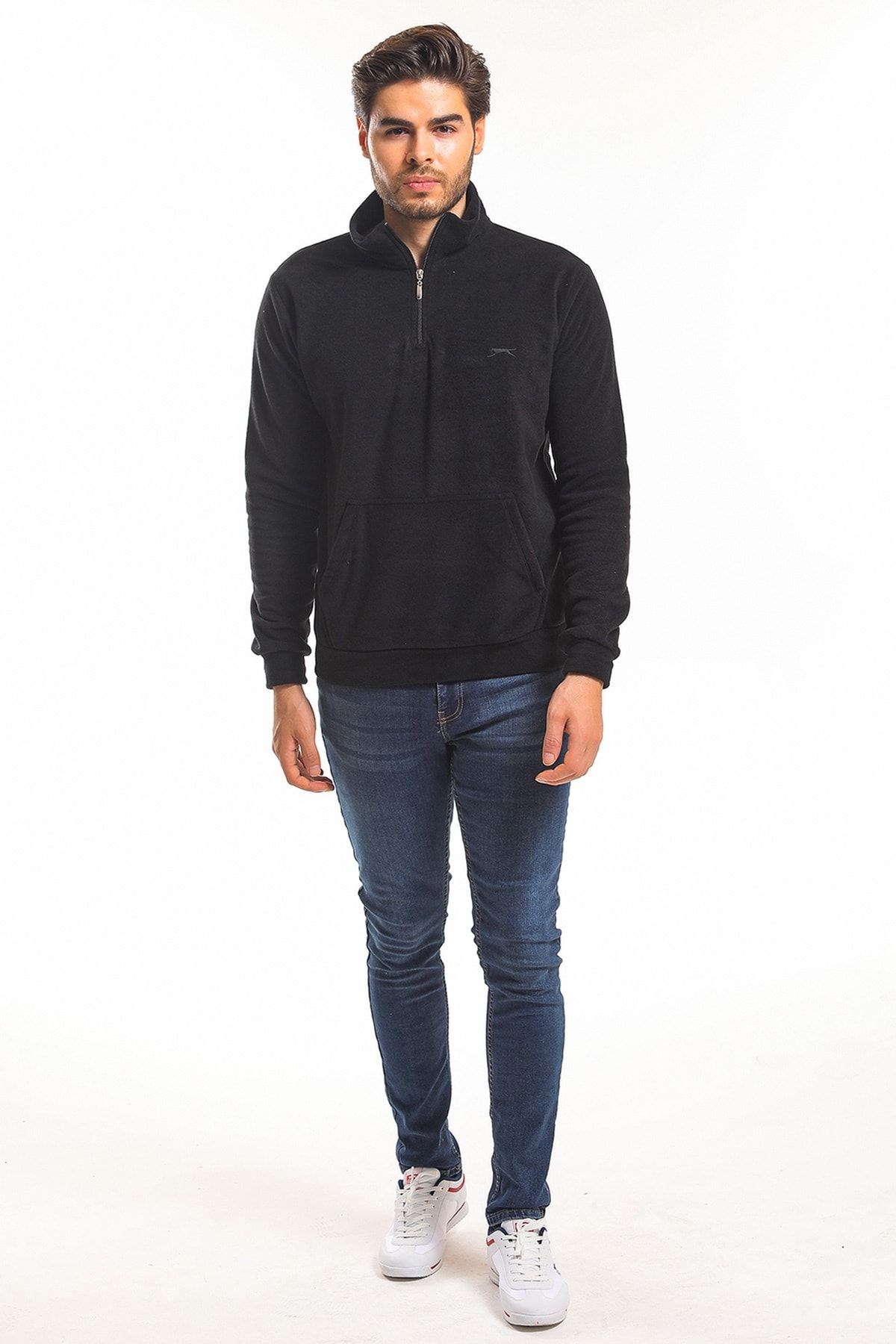 Slazenger SOLID Erkek Sweatshirt Siyah ST21WE052 Slazenger SOLID Erkek Sweatshirt Siyah ST21WE052