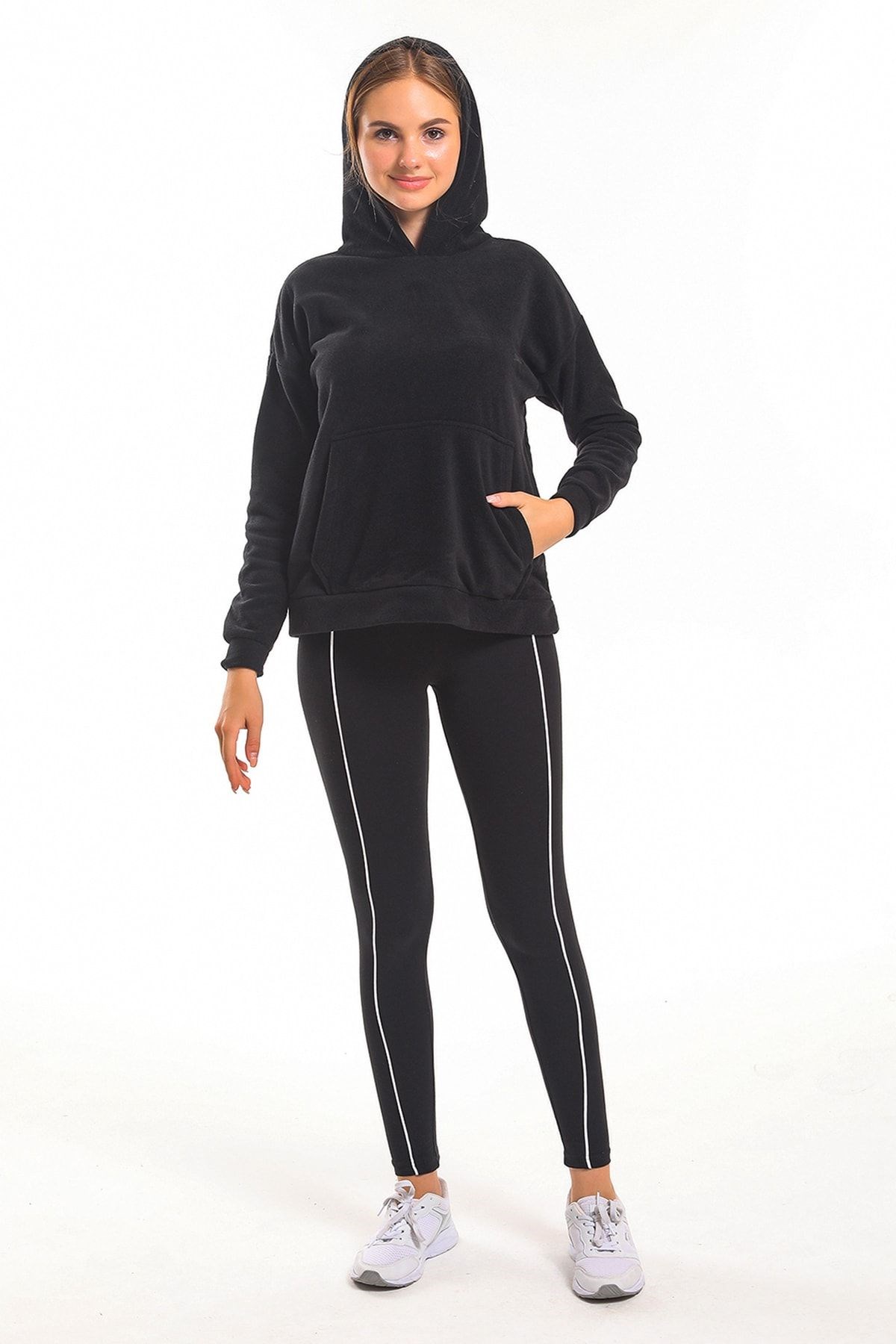 Slazenger Sassa Kadın Polar Siyah. ST21WK040 Slazenger Sassa Kadın Polar Siyah. ST21WK040