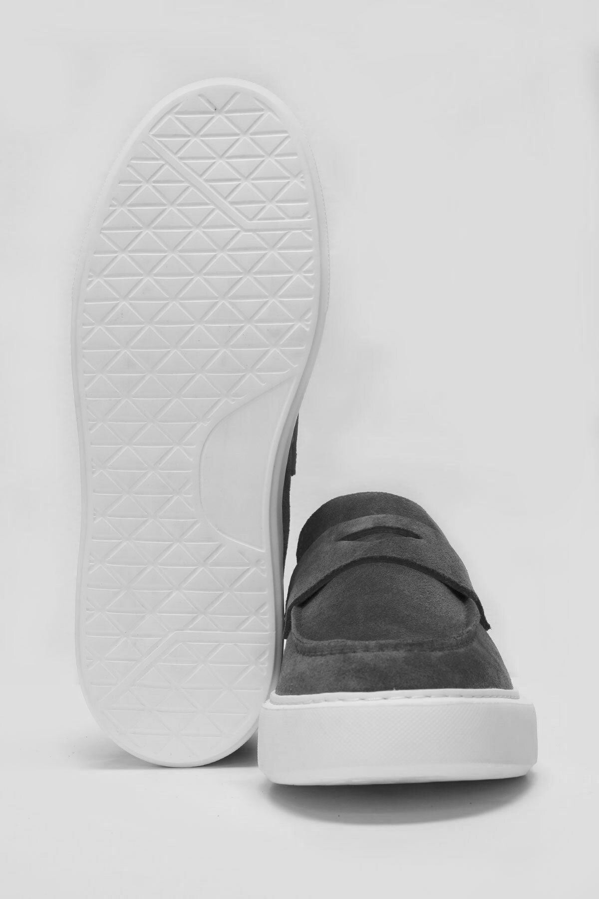Hakiki Deri Bağcıksız Günlük Erkek Sneaker Lufian Alex Açık Gri Sneaker Hakiki Deri Bağcıksız Günlük Erkek Sneaker Lufian Alex Açık Gri Sneaker