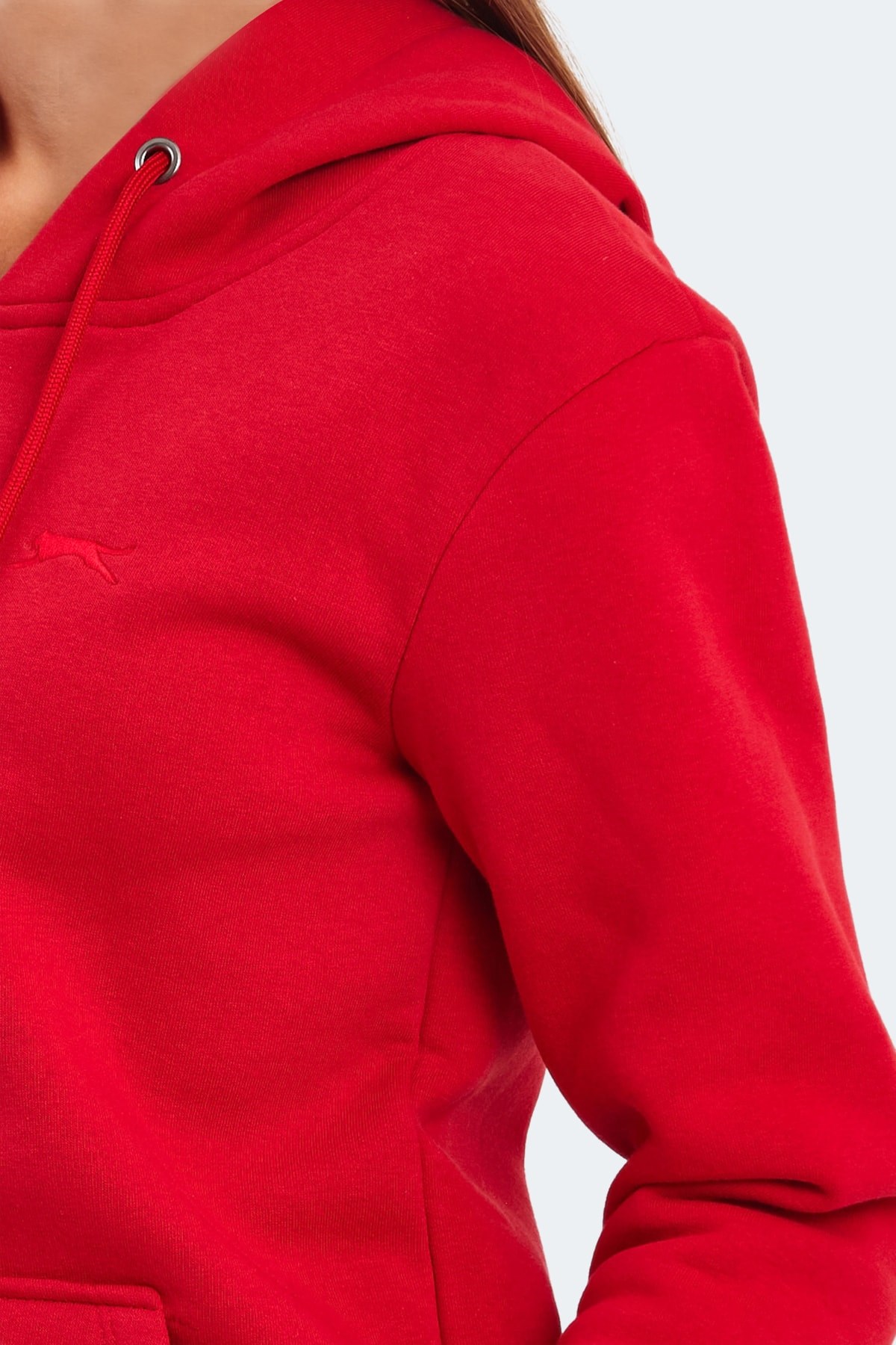 Slazenger KATYA Kadın Fermuarlı Kapüşonlu Cepli Kırmızı Sweatshirt ST23WK081 Slazenger KATYA Kadın Fermuarlı Kapüşonlu Cepli Kırmızı Sweatshirt ST23WK081