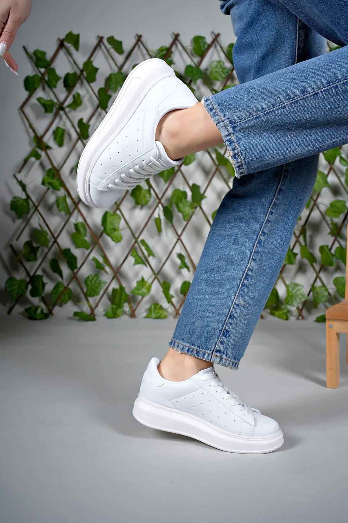 Darkstep 156 Kadın Beyaz Kalın Yüksek Taban Hafif Günlük Yürüyüş Spor Ayakkabısı ve Sneaker