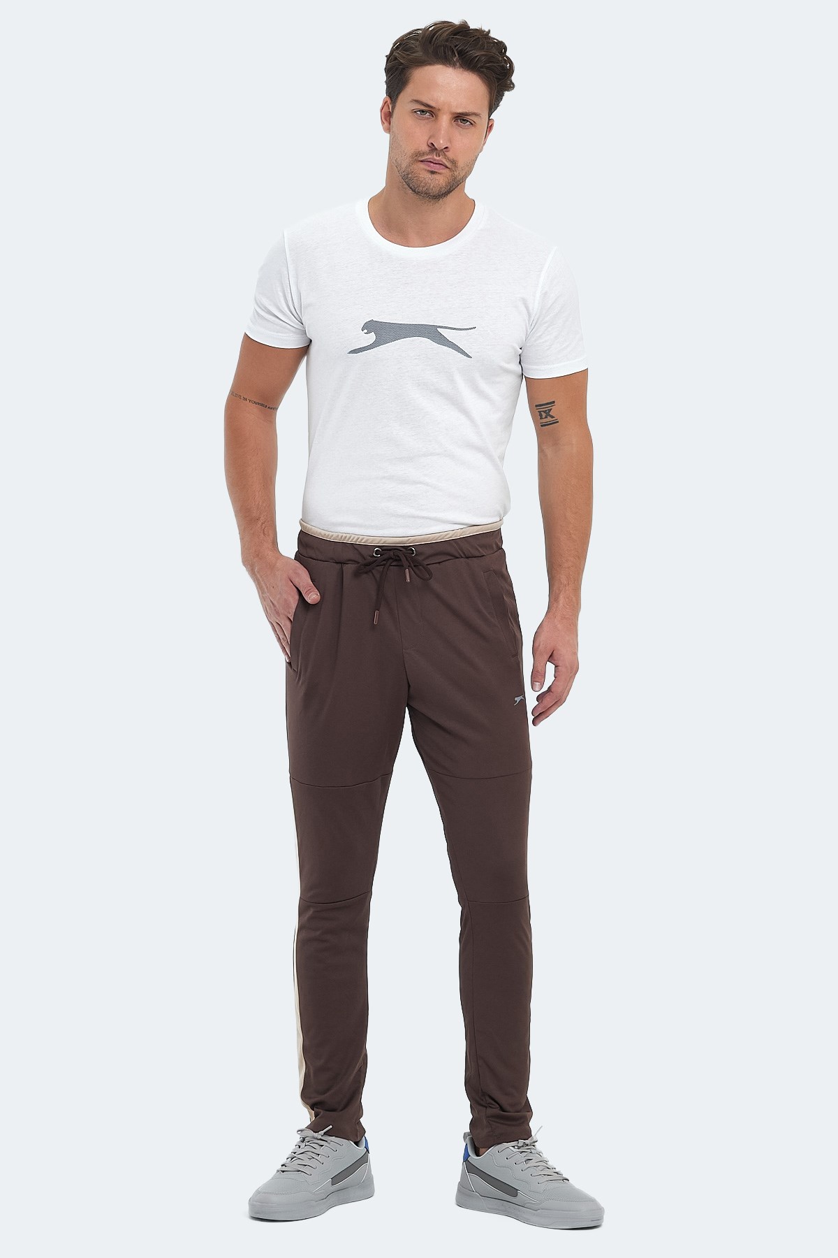 Slazenger OXFORD I Erkek Fermuar Cepli Kahve Eşofman Altı ST10PE115 Slazenger OXFORD I Erkek Fermuar Cepli Kahve Eşofman Altı ST10PE115