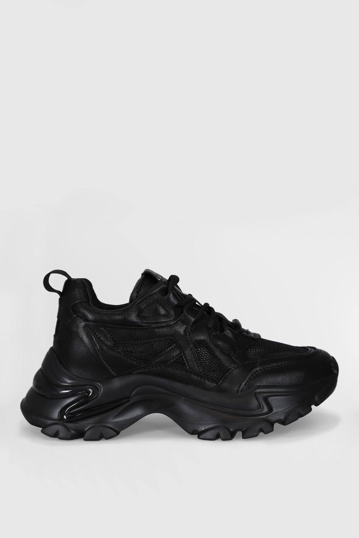 Hakiki Deri Bağcıklı Lufian Bloom Kadın Günlük Sneaker Siyah Ayakkabı