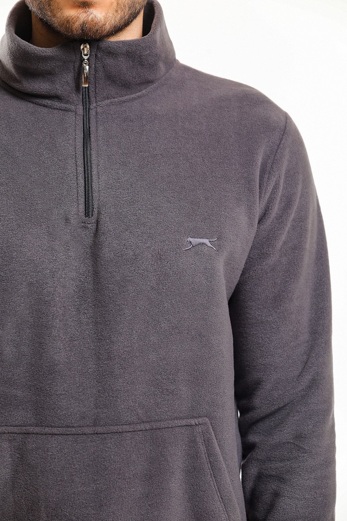 Slazenger SOLID Erkek Sweatshirt K.Gri ST21WE052 Slazenger SOLID Erkek Sweatshirt K.Gri ST21WE052