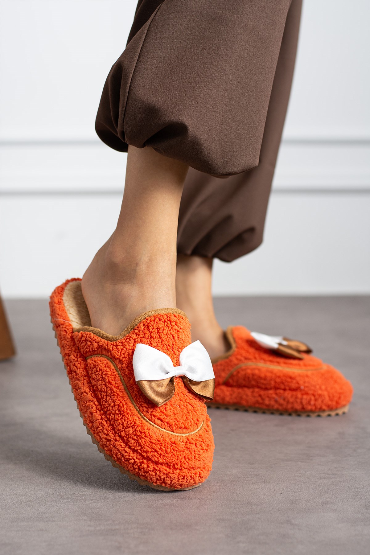 İncim Comfy Turuncu Kadın Panduf Ev Terliği Rahat Kışlık Hediyelik Çeyizlik Misafir Terliği İncim Comfy Turuncu Kadın Panduf Ev Terliği Rahat Kışlık Hediyelik Çeyizlik Misafir Terliği