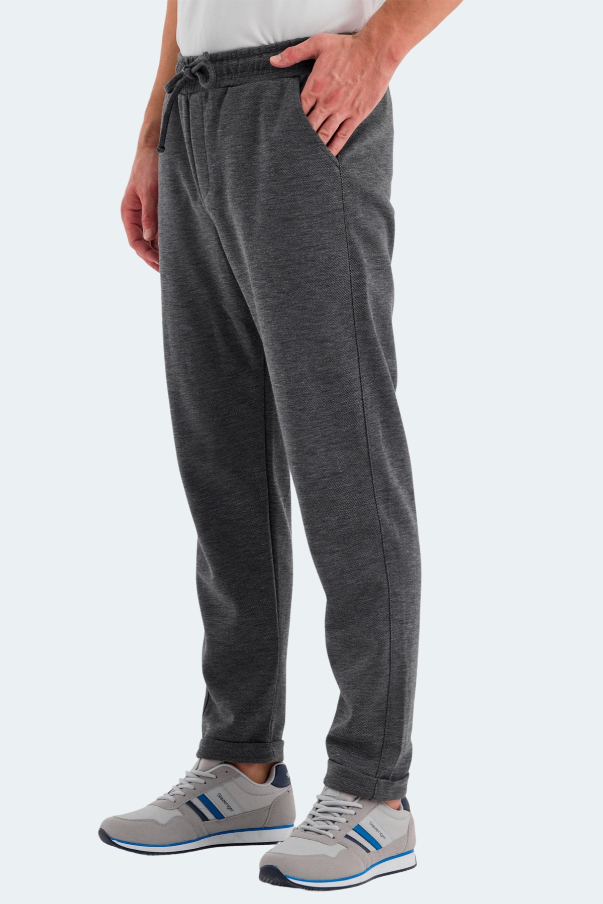 Slazenger NADICA Erkek Cepli Koyu Gri Eşofman Altı ST24PE027 Koyu Gri