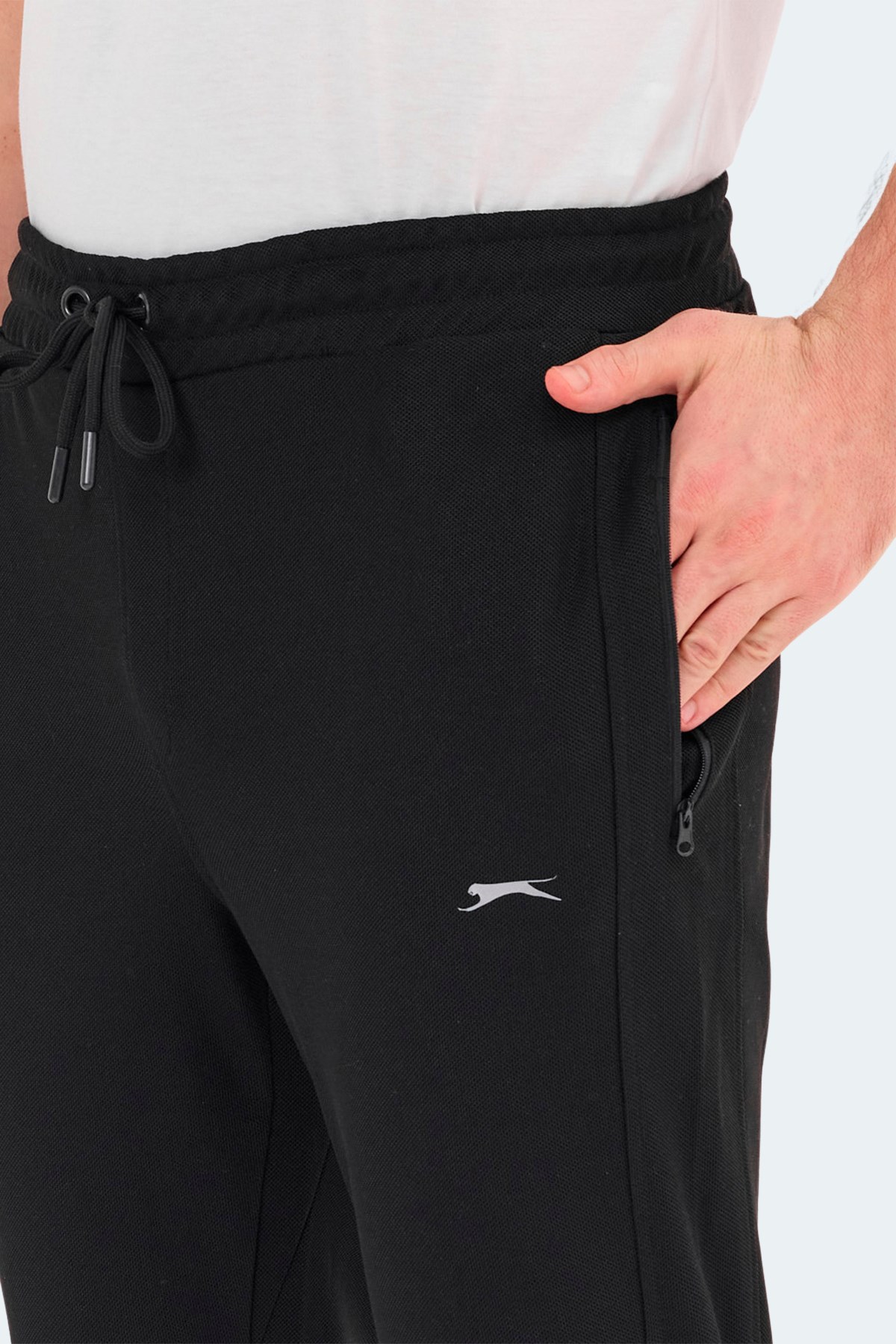 Slazenger PEARCE Erkek Fermuar Cepli Siyah Eşofman Altı ST22PE220