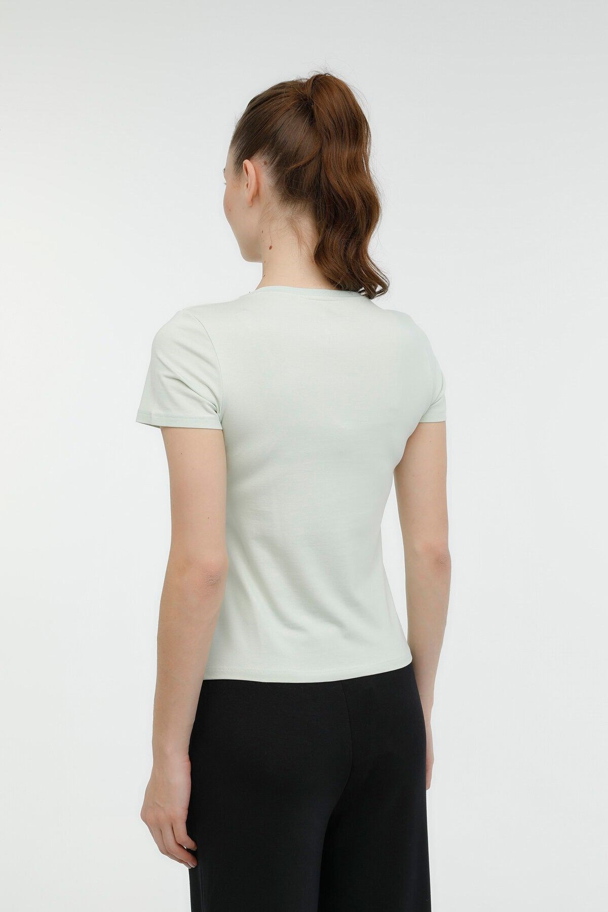 W-ct132 Basıc Modal V Nec Pastel Yesıl Kadın Kısa Kol T-shirt